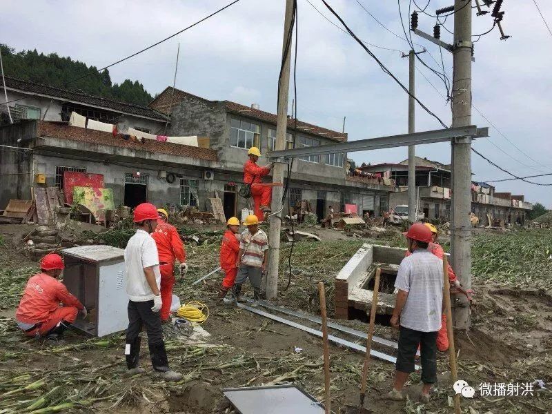 灾后重建家园，政府的坚定行动与希望之光